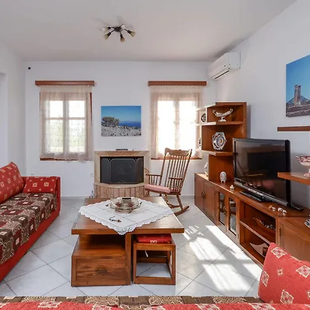 Naxos Apartment Sangri